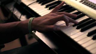 Dunson : The Making of "Mayhem" [Webisode]