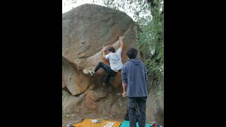 Video thumbnail of Nariz picassiana, 7A. La Pedriza