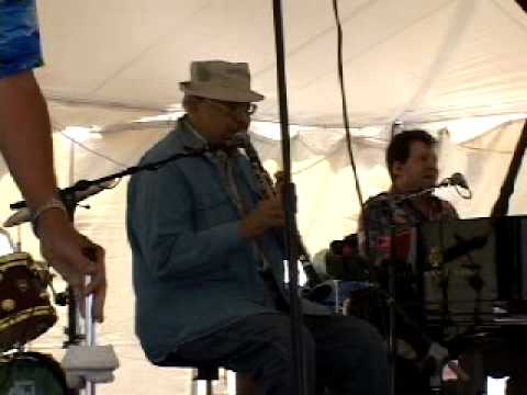 Jon Seiger All-Stars w Joe Muranyi - The Bucket's Got A Hole In It