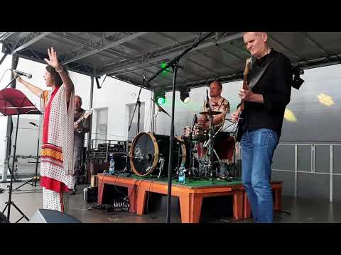 Dunaj - Iva Bittová a Dunaj - Kaše (live - 16.7.2021, Rožnov Pod Radhošt