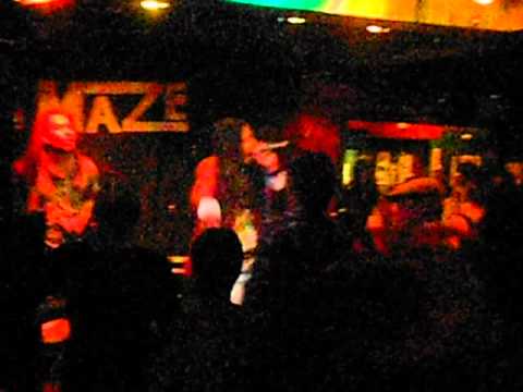 Kingfa-Redd & Safijah live @ The Maze 'Welcome to Jamrock' Damian Marley cover