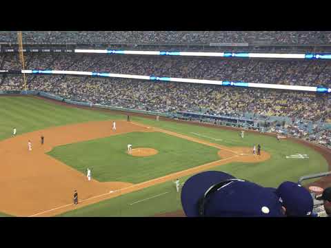 Dodgers fans booing Jose Altuve, 8/3/21