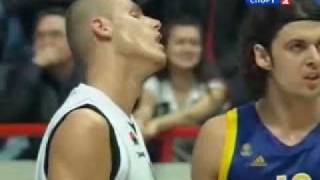 preview picture of video 'Maciej Lampe vs Khimki Moscow (2010-11 VTB League semifinal)'
