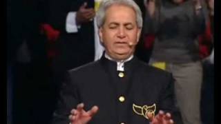 Benny Hinn sings "THE ANOINTING" (New York 2008)