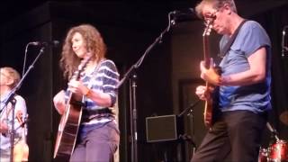 The Korgis vs. Stackridge - If I Had You (live) - with dancers!