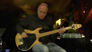 Video thumbnail for Gibson Grabber Bass from 1974 presented by Vintage Guitar Oldenburg by Vintage Guitar Oldenburg