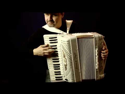 Virtuos Accordion, Edo Krilic plays his Minor Polka