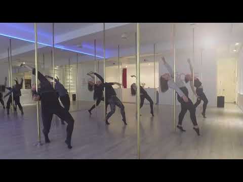 Yvonne Smink  at Milan Pole Dance Studio Montrèal