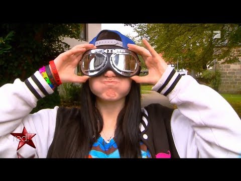 Jamie-Lee Kriewitz und ihre Kleider