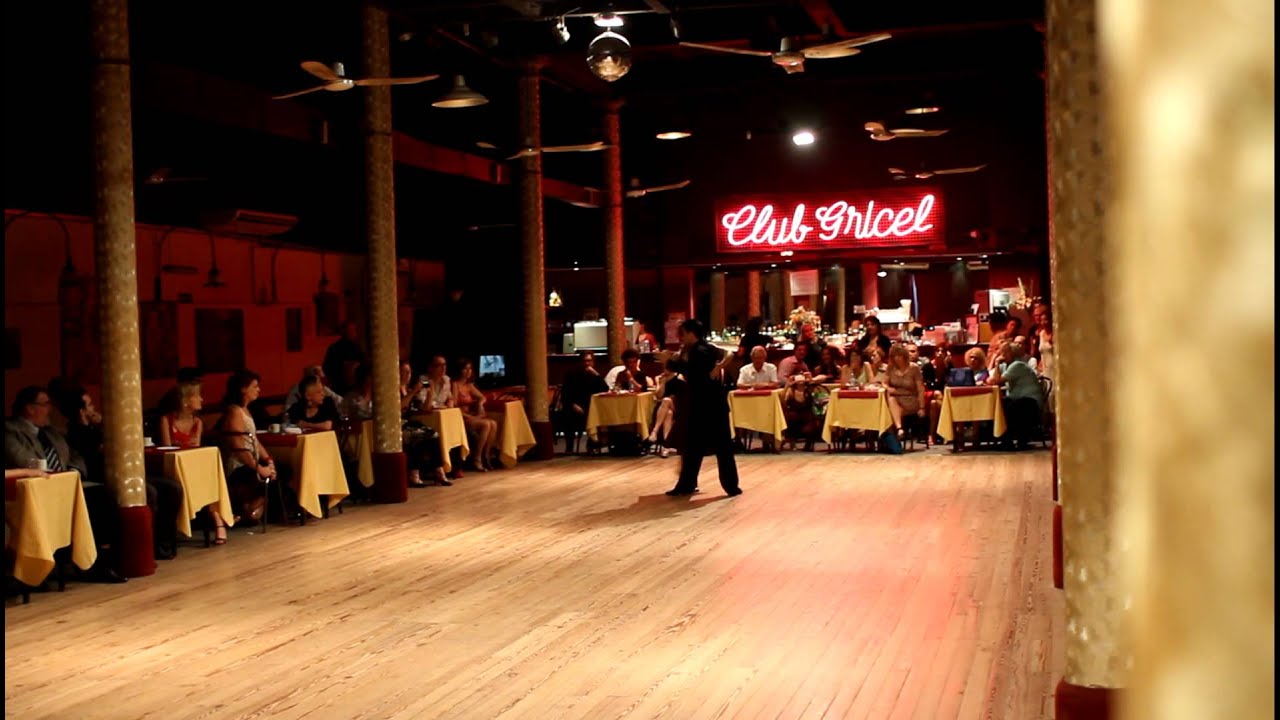 Pablo Giorgini & Noelia Coletti in Club Gricel