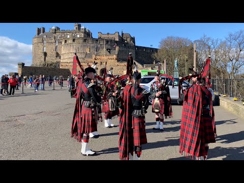 The Royal Highland Fusiliers 2 SCOTS Pipes at Edinburgh Castle, Scotland