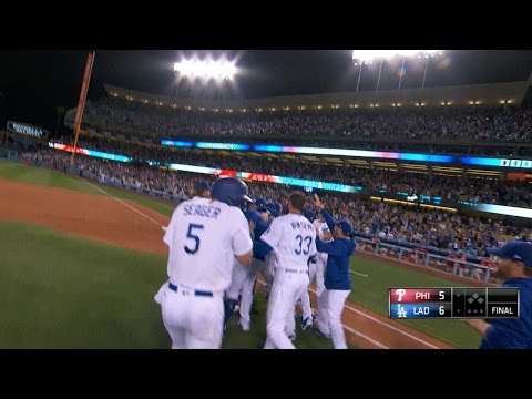 4/29/17: Dodgers walk-off following wild 9th inning