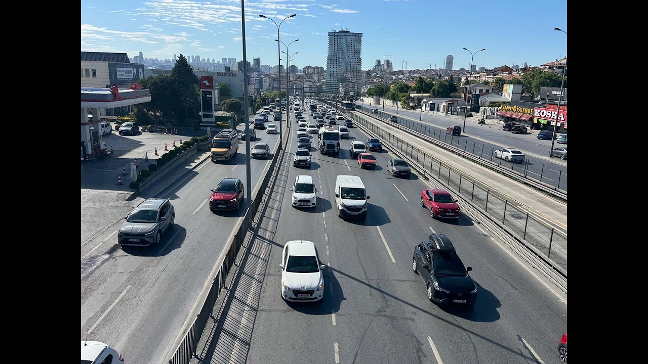 İstanbul'da bayramın birinci gününde trafik yoğunluğu yüzde 36 olarak ölçüldü