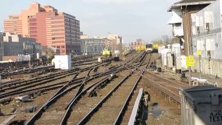 preview picture of video 'LIRR Jamaica station rush hour, New York City, USA.'