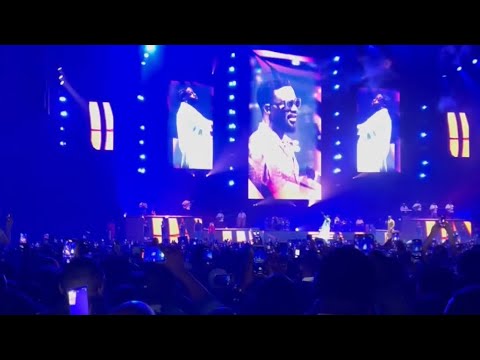 Fally Ipupa x Tayc -Suis moi/ Paris la Défense Arena