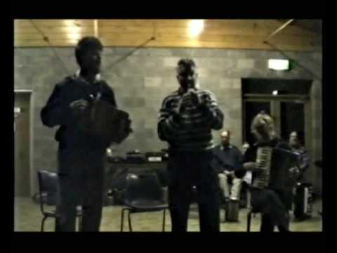 Witton's Reel - accordions and whistle