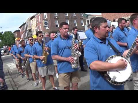 2017 QCSB Serenade - Fralinger String Band WARM UP "Flickers" (1986)