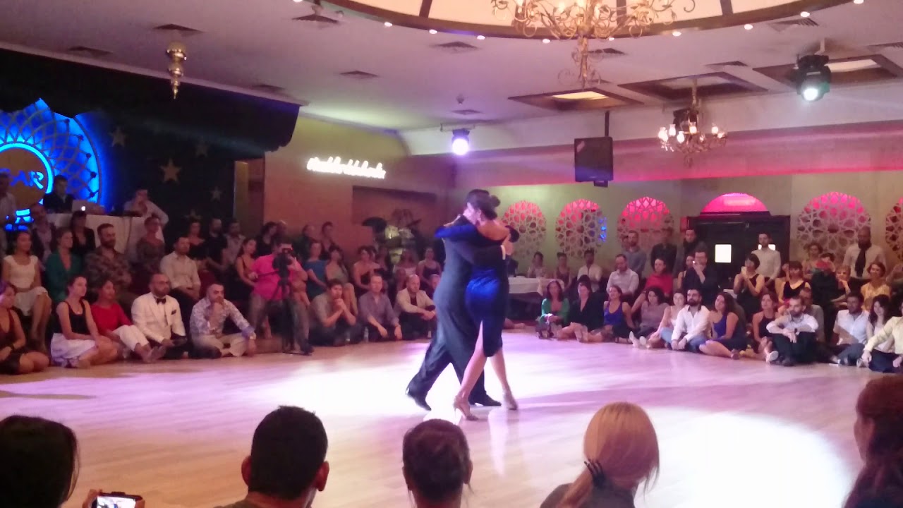 Video thumbnail for Fausto Carpino & Stephanie Fesneau. İstanbul Express Tango Fest. (08.10.2017)