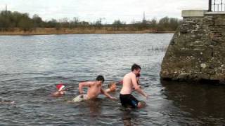 preview picture of video 'Carrick-on-Shannon Swim in aid of the blind'