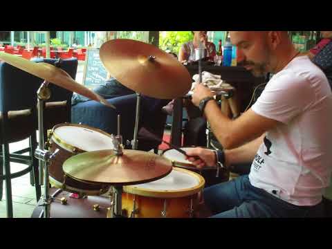 Dimitrios Kosmidis -- Brushes solo trading