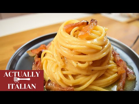 Simple Pasta alla Gricia | You only need guanciale, pecorino and pasta!