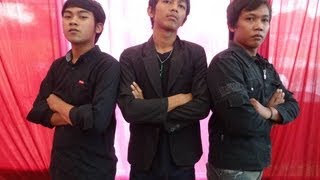 G3 Pacitan (deep purple) Smoke on the water - (Galuh petrucci, Barda Vai, Andri malmsten)