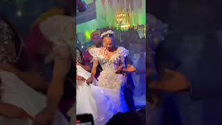😍🔥 Bride slays in her 2in1 Luxury Wedding Gown #NigerianWedding