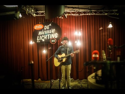 De Nieuwe Lichting 2015: Milo Meskens - All These Best Friends (live)