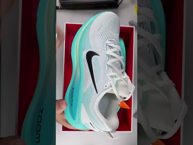 O Vomero 18 da Nike