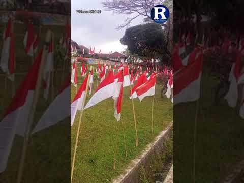 Gedung Naskah Dipenuhi Bendera