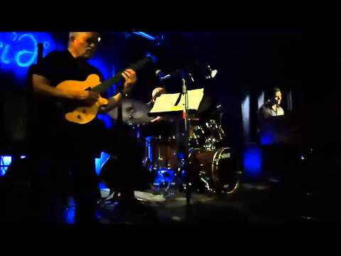 John Abercrombie "The 39 Steps" played in his Soulezza Guitar