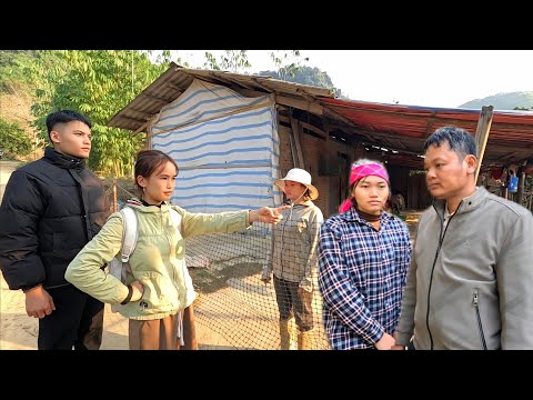 I sell ducks at home. One person came back and couldn't find a place to stand. Ly Vy Ca 