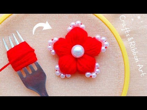 It's so Beautiful 💖🌟 Superb Woolen Flower Making Trick with Fork- DIY Beautiful Woolen Flower Design