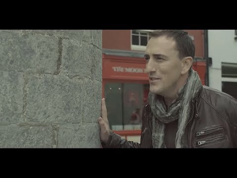 SERGEJ  // DA L' ME OCI VARAJU (OFFICIAL VIDEO)