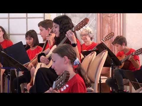 Jugendorchester Auftritt im Asamsaal Ettlingen am 3. Juli 2022 Blätter im Wind Eva Baader