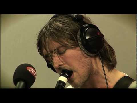 Studio Brussel: Kapitan Korsakov - Somebody I Used To Know (Gotye cover)