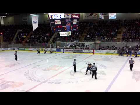 Martin Larivière vs Alexandre Vachon
