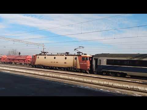 IR 1541 pleacă din statia ONESTI spre BRASOV.