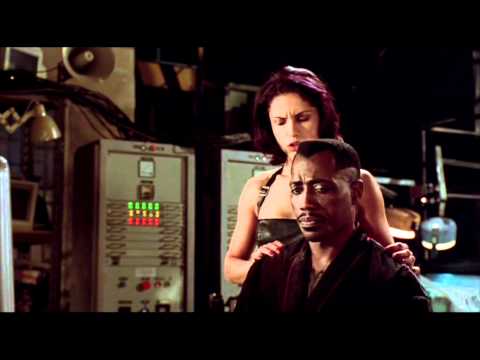 Blade II: Best Scene EVER