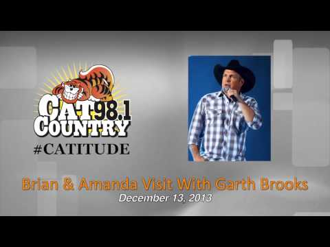 Garth Brooks on the phone with Brian and Amanda - Cat Country 98.1