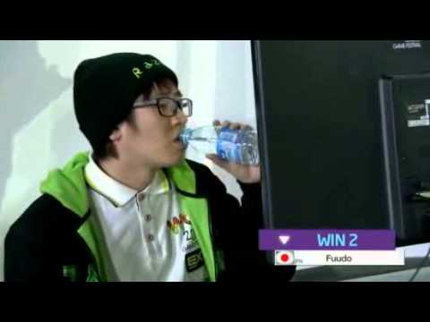 STREET FIGHTER IV AE WCG 2013 GRAND FINALS FUUDO VS EMP DIEMINION