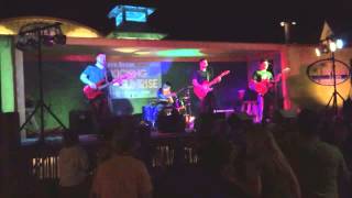 KICKING SUNRISE - &quot;I DON&#39;T WANT TO BE&quot; - Paradise LIVE ! - 9.19.15