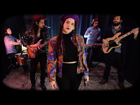 Valentina Marinkovic y Banda: Homenaje a "La Flor de la Verbena" de Los Chileneros