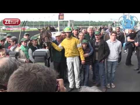 UHLAN DU VAL en 1'11''9 dans le Prix Chambon P - A2TURF.COM