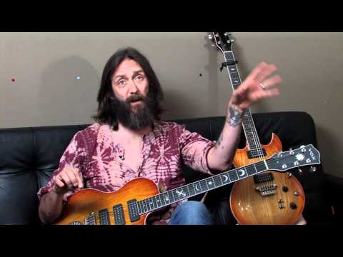 download lagu mp3 mp4 Chris Robinson Vox Guitar, download lagu Chris Robinson Vox Guitar gratis, unduh video klip Chris Robinson Vox Guitar