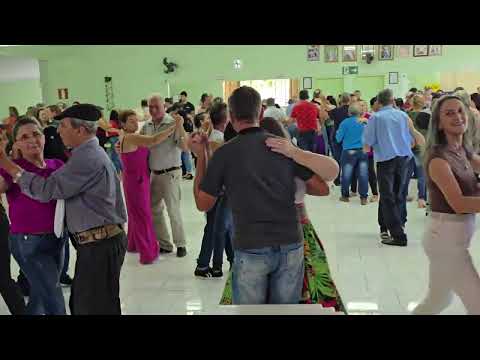 Domingueira animada nos idosos de Sede Paranhos São Jorge do Oeste Paraná(marcos e margarida)