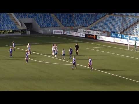 Dafina Memedov gör 5-1 på straff mot Hovshaga.