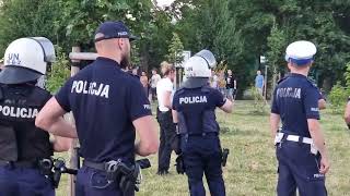 Wideo1: Zamieszki podczas meczu w Ostrowie Wielkopolskim