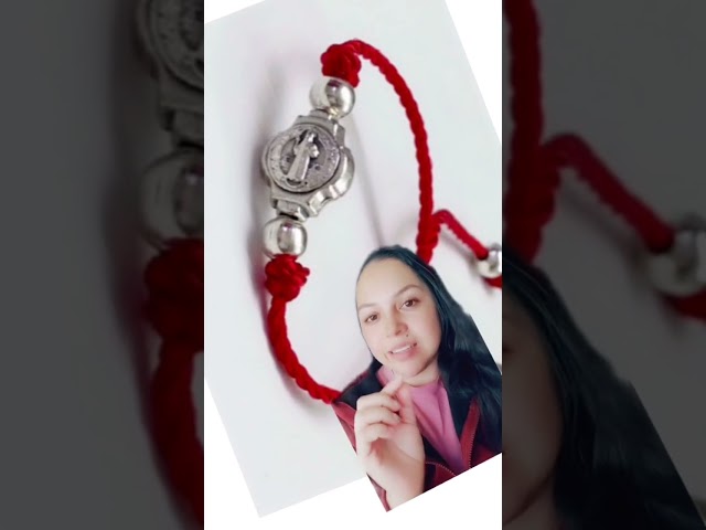 Vídeo relacionado con cotigo- Pulsera virgen y santos de España, virgen del Carmen, Rocio, Fatima, san Benito y mas, pulsera para mujer y hombre, regalos mujer, regalo abuela. (SAN ANTONIO - ROJO)