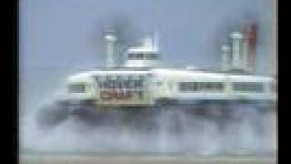 preview picture of video 'Hovercraft in Calais'